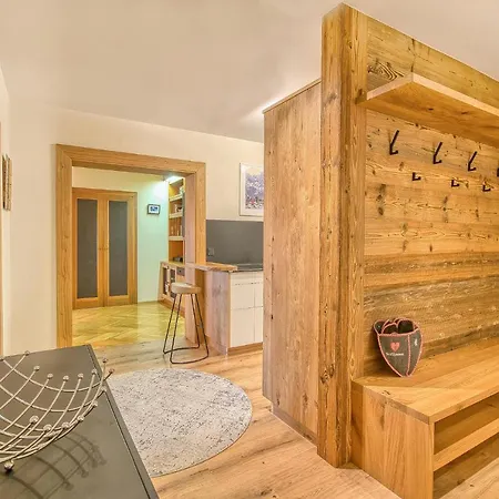 Antonia - By Alpen Apartment Zell am See