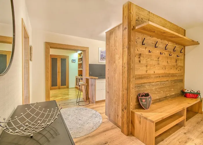 Antonia - By Alpen Apartment Zell am See